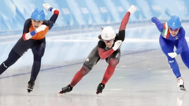 Francesca Lollobrigida di bronzo nella mass start | <a href="https://puntoitalia.online/dossier/sport/olimpiadi-pechino-2022/2022/02/19/news/bronzo_lollobrigida_pattinaggio_mass_start-338429638/" fck_savedurl=""><strong>L'intervista</strong> "Quante botte, ringrazio la strada"</a><strong><br /></strong>