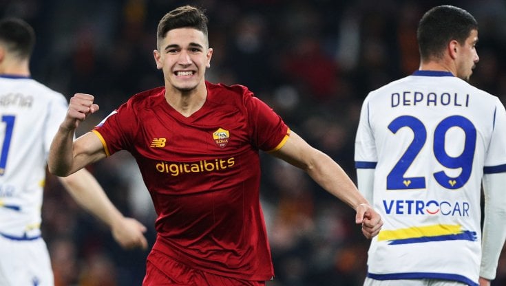 Volpato esulta dopo il gol al Verona