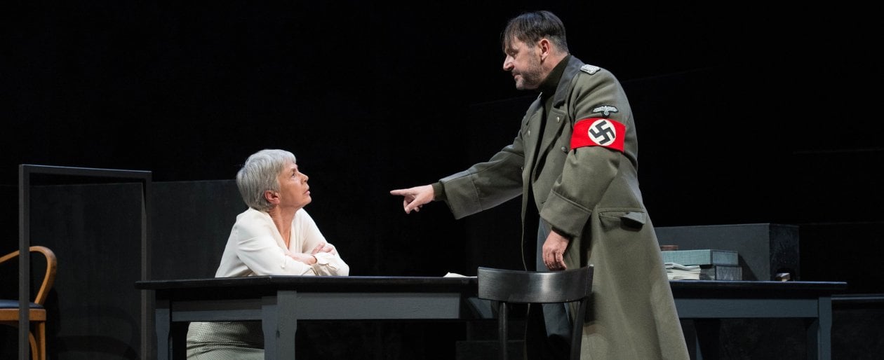 Nazismo, bugie e fake news: così si costruisce il male