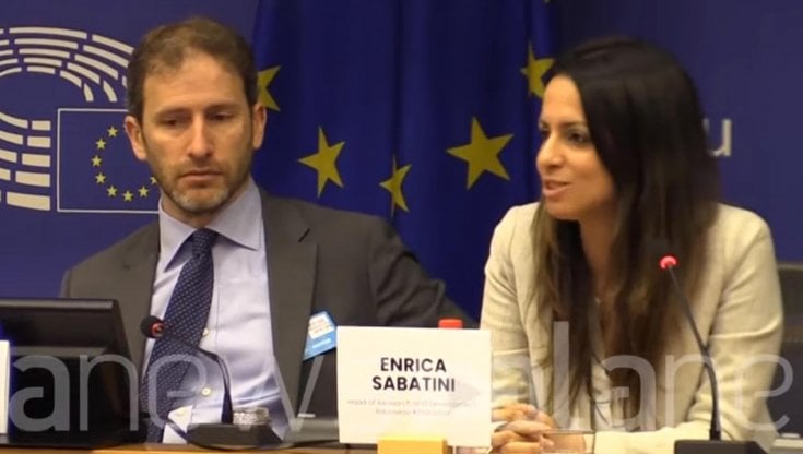 Gli ex 5S e il feeling con Rousseau: obiettivo un nuovo "movimento". Sabatini: "Conte? Da avvocato del popolo a imputato del popolo"