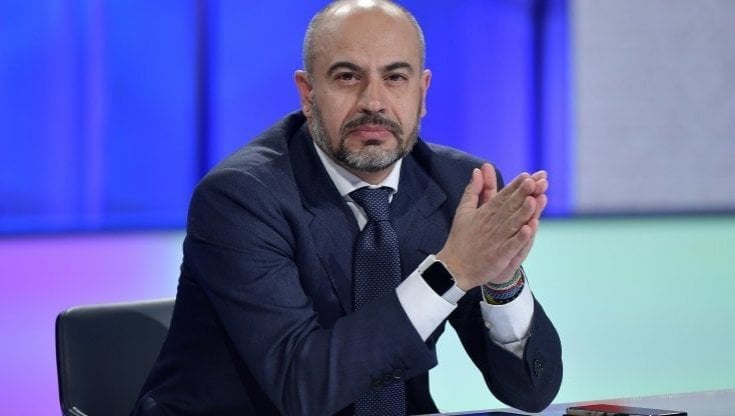 Russia, Paragone: "Tifo Putin? Non è un dittatore, altri si facevano i selfie al Cremlino e ora hanno cambiato idea"