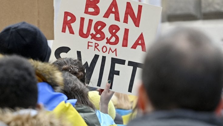 Swift, verso un blocco selettivo per la Russia