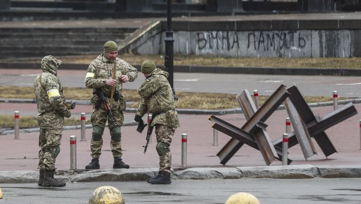 Diktat. La parola del giorno è Guerra