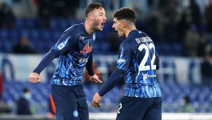 Rrahmani e Di Lorenzo esultano al termine di Lazio-Napoli