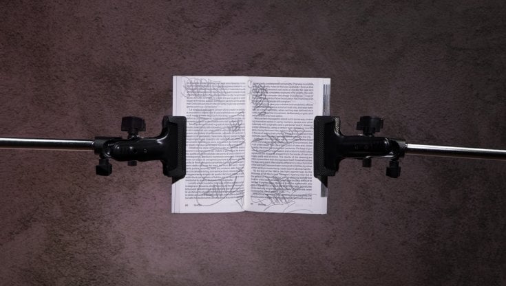 Segni e sintomi. “Scrivere il proprio nome è un istinto innato”  