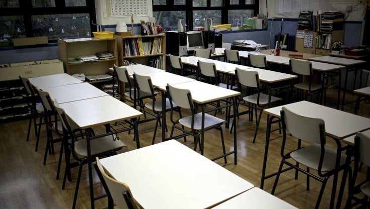 Cosenza, prof sospeso per molestie: ha tentato violenza durante un'interrogazione. Fu indagato per mafia ma venne assolto