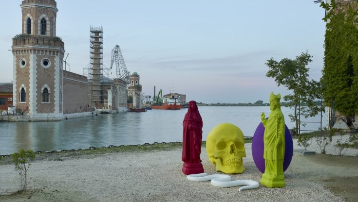 Stillleben, un&rsquo;opera di Katharina Fritsch presentata alla Biennale di Venezia nel 2011. La 59&ordf; edizione dell&rsquo;Esposizione Internazionale d&rsquo;Arte si terr&agrave; dal 23 aprile al 27 novembre (Ivo Faber, VG Bild-Kunst, Bonn)