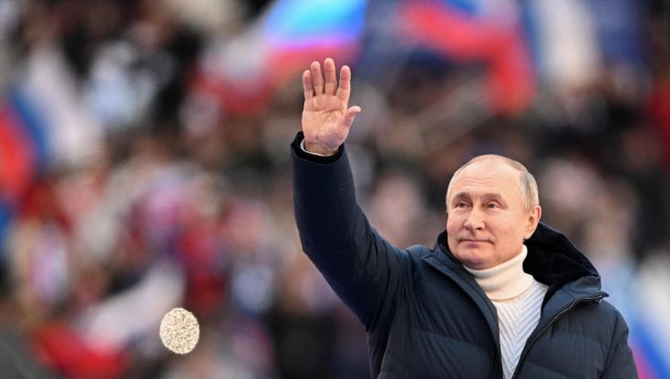 L'altra sfida di Putin: un sottomarino nucleare nel Mediterraneo allerta la Nato