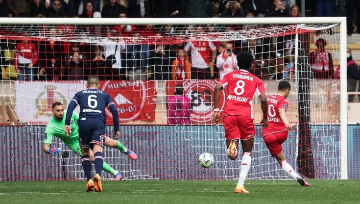 Ben Yedder batte Donnarumma su rigore