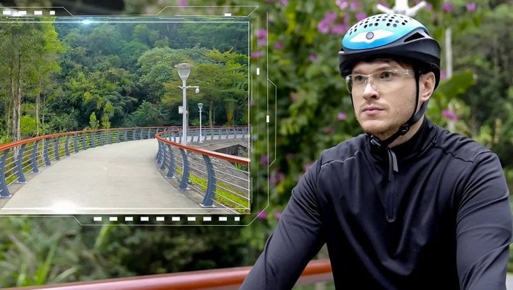 Rivoluzione bici, ecco il casco intelligente 
