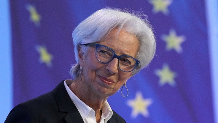 Bce: "Dalla guerra rischi estremi per la ripresa. Rialzo di tassi non subito dopo la fine degli acquisti"