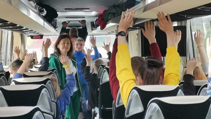 L’odissea dei bimbi dell’orfanotrofio: “Sicilia, arriviamo”