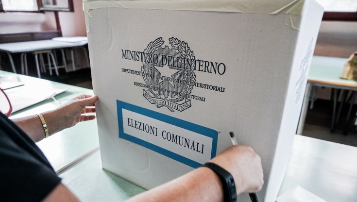 Referendum, il centrodestra alla battaglia del quorum: "Il governo faccia votare anche di lunedì"