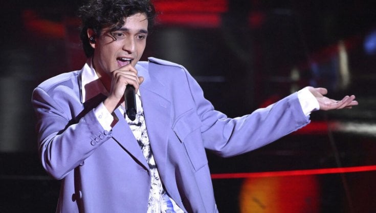Tananai spodesta Mahmood e Blanco e conquista la vetta della classifica di Spotify