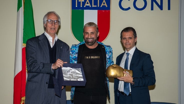 Boxe, assegnati il premio Giuliano Gemma. Malagò: "Esempio come attore e sportivo"
