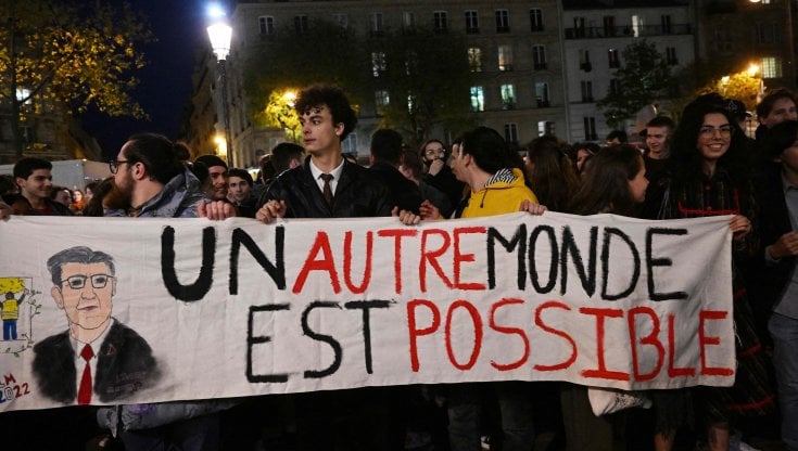 Francia, Pelletier: “Socialisti finiti, il futuro è degli eredi di Mélenchon”