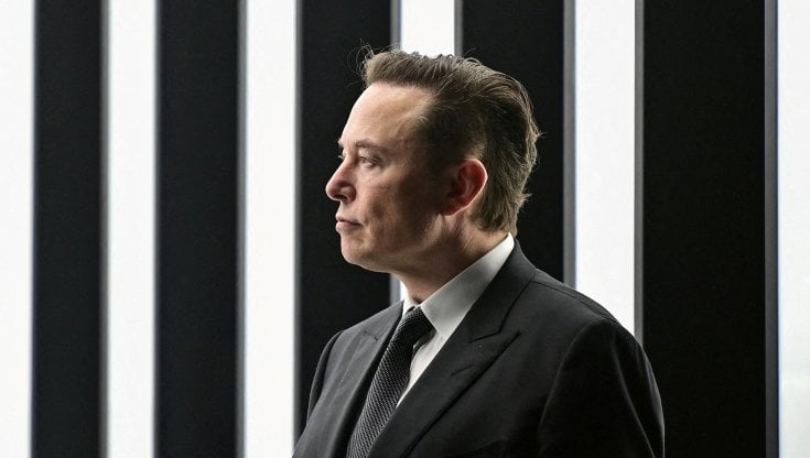 Elon Musk vuole comprare tutta Twitter. Lanciata offerta da 43 miliardi