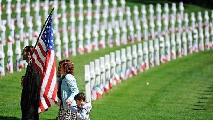 Il 'Memorial Day' al cimitero militare americano di San Casciano