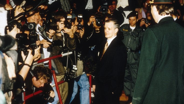 Lo scrittore e serial killer austriaco Jack Unterweger all&rsquo;epoca del secondo processo. Si uccise in cella nel 1994 (Getty Images)
