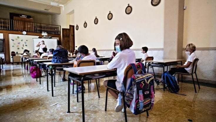 Invalsi, al via i test alla primaria: 500mila alunni alla prova dell'inglese