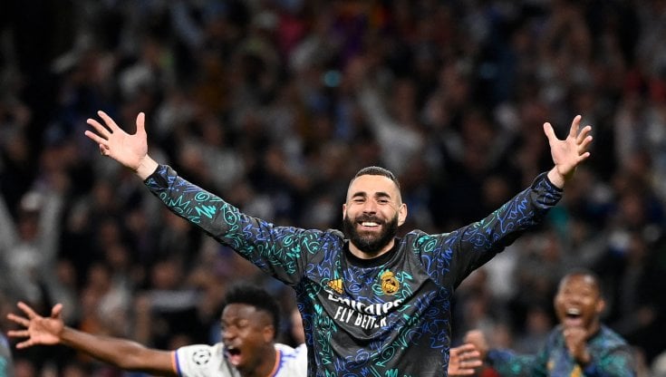 Karim Benzema esulta al termine di Real Madrid-Manchester City