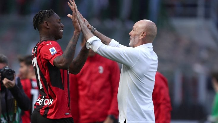 Stefano Pioli e Rafael Leao