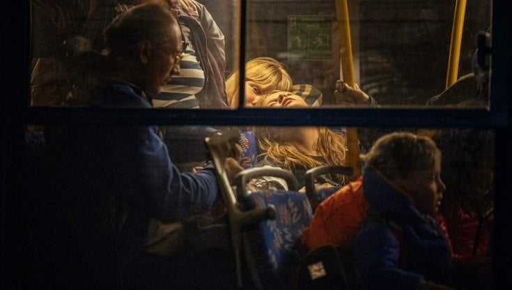 "Ridate Alice alla sua mamma": l'appello per la bambina dell'Azovstal rimasta sola dopo l'evacuazione