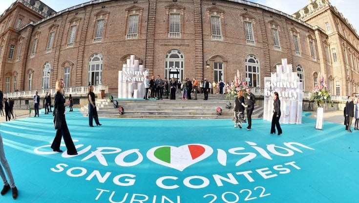 Eurovision 2022: "Sul palco la bellezza dell’Italia e il duetto di Pausini-Mika con le canzoni per la pace"