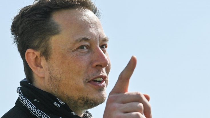 Lo strano ottovolante del troll Elon Musk verso Twitter. Ma vuole comprarlo davvero?