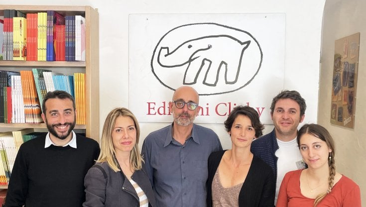 La redazione delle edizioni Clichy: al centro Tommaso Gurrieri e Franziska Peltenburg-Brechneff