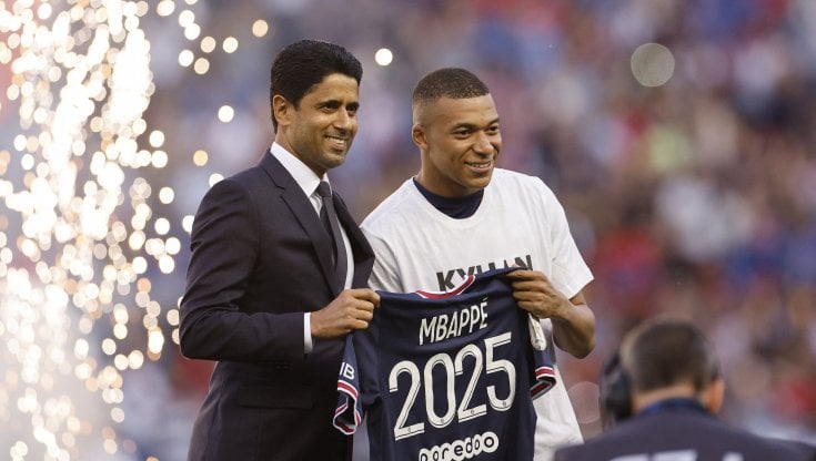 Mbappé resta al Paris Saint Germain: oltre 100 milioni alla firma e 100  netti per 3 anni - la Repubblica