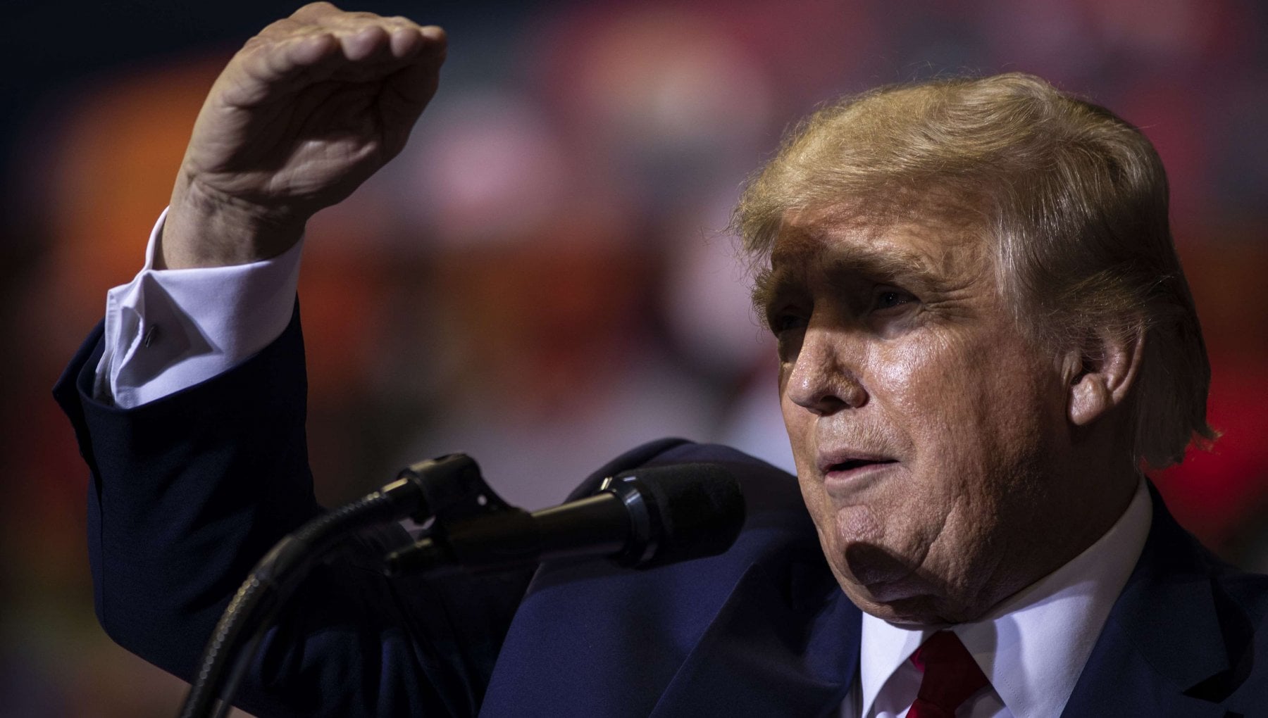 Donald Trump in un comizio a Casper, Wyoming