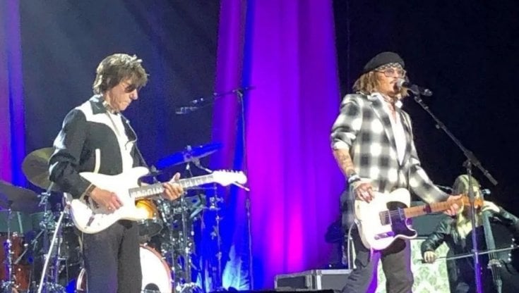 Johnny Depp non solo attore: la passione per il rock