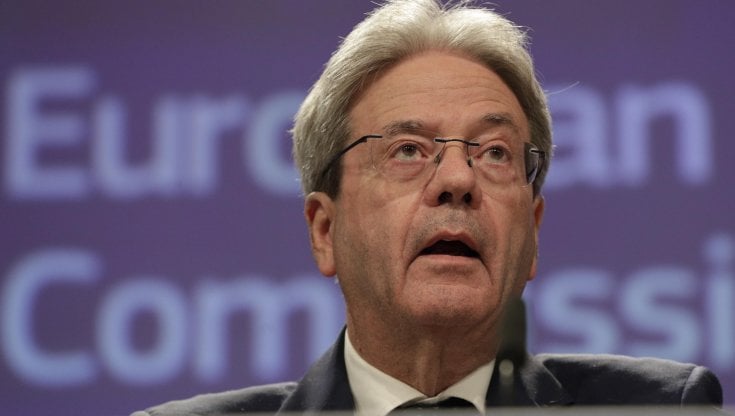 Gentiloni: "No a un rinvio del Pnrr. Il salario minimo utile ad affrontare fenomeni crescenti di lavoro povero"