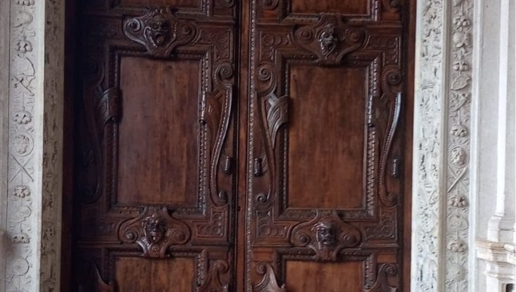 Uno dei magnifici portoni del museo di palazzo Ducale a Venezia