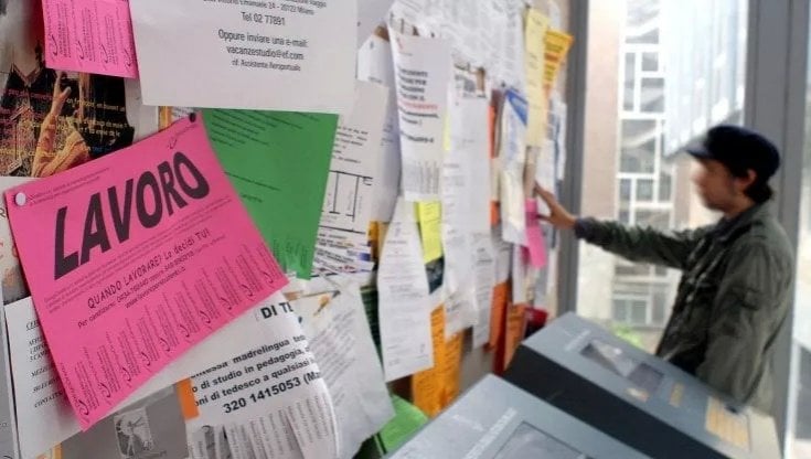 Bonus 200 euro, in busta paga o a domanda: ecco come arriva la una tantum per 31 milioni di italiani