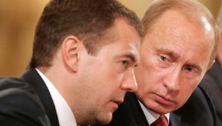 Dmitry Medvedev con Vladimir Putin