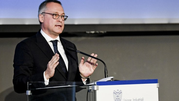 L'allarme di Confindustria sul caro energia: "In Italia i danni maggiori"