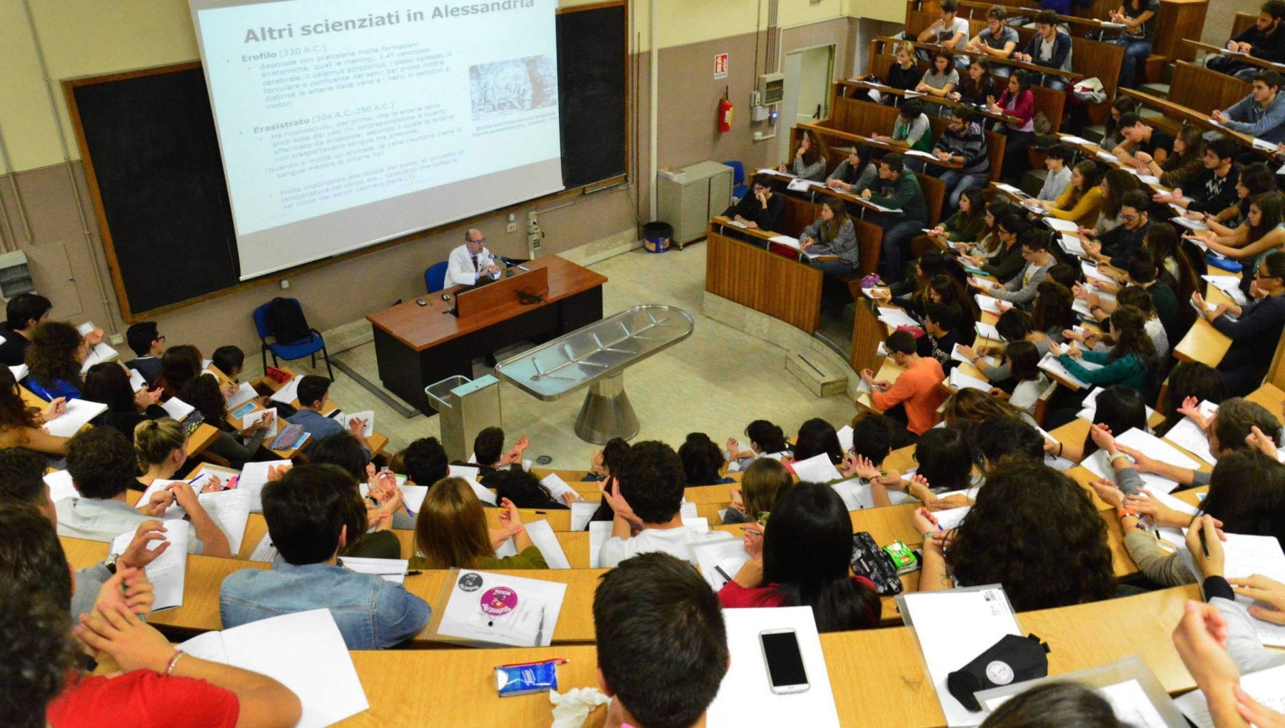 Universit Ecco Con Quali Lauree Si Trova Prima Lavoro E Si Guadagna 