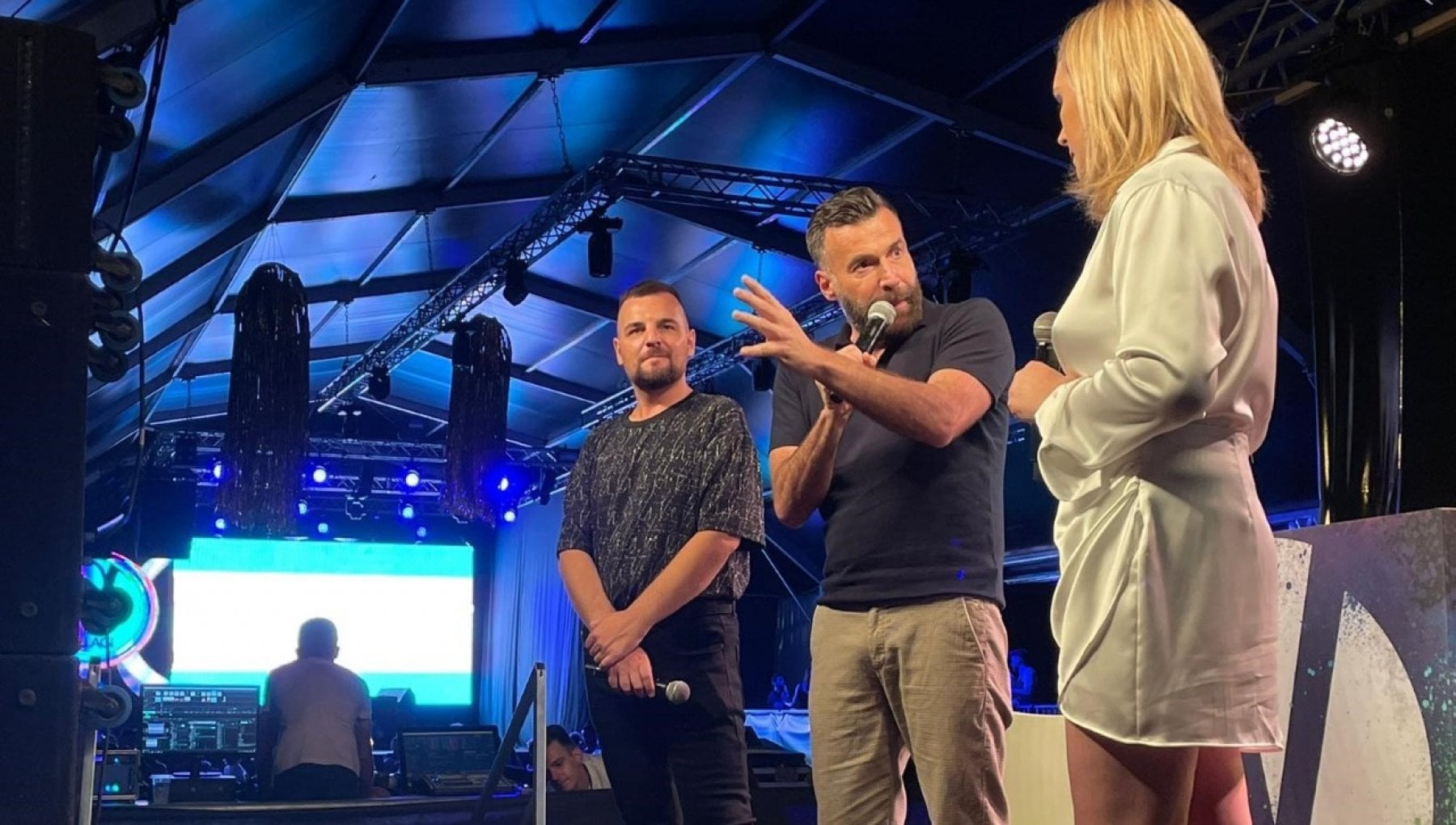Padova Al Pride Village Il Parlamentare Dem Zan Ricorda Cloe Bianco 
