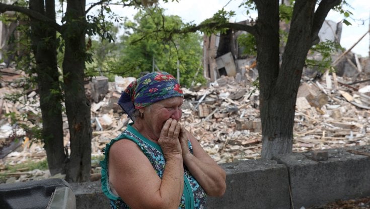 “Viviamo come i topi”: le voci di Lysychansk l’ultima città martire ucraina