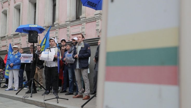 Una protesta oggi a Kaliningrad contro il blocco voluto dalla Lituania