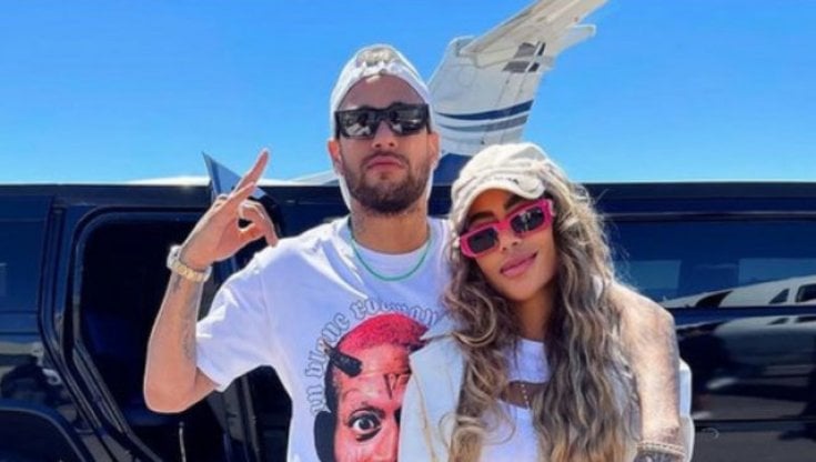 Neymar, il jet privato costretto a un atterraggio di emergenza In Brasile