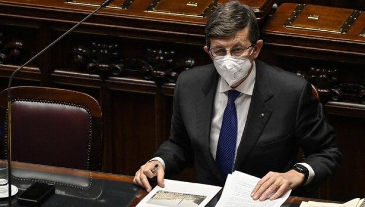 Il ministro Vittorio Colao
