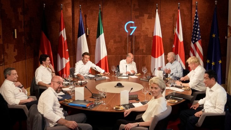 G7, la bozza: "Sostegno all'Ucraina fino a quando servirà"