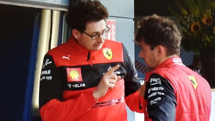 Leclerc-Binotto, faccia a faccia in Ferrari: "Perdere così è frustrante". La replica: "Charles deve calmarsi"
