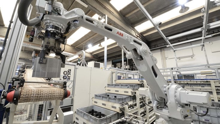 L’industria italiana dell’auto prova a salire sull’onda elettrica