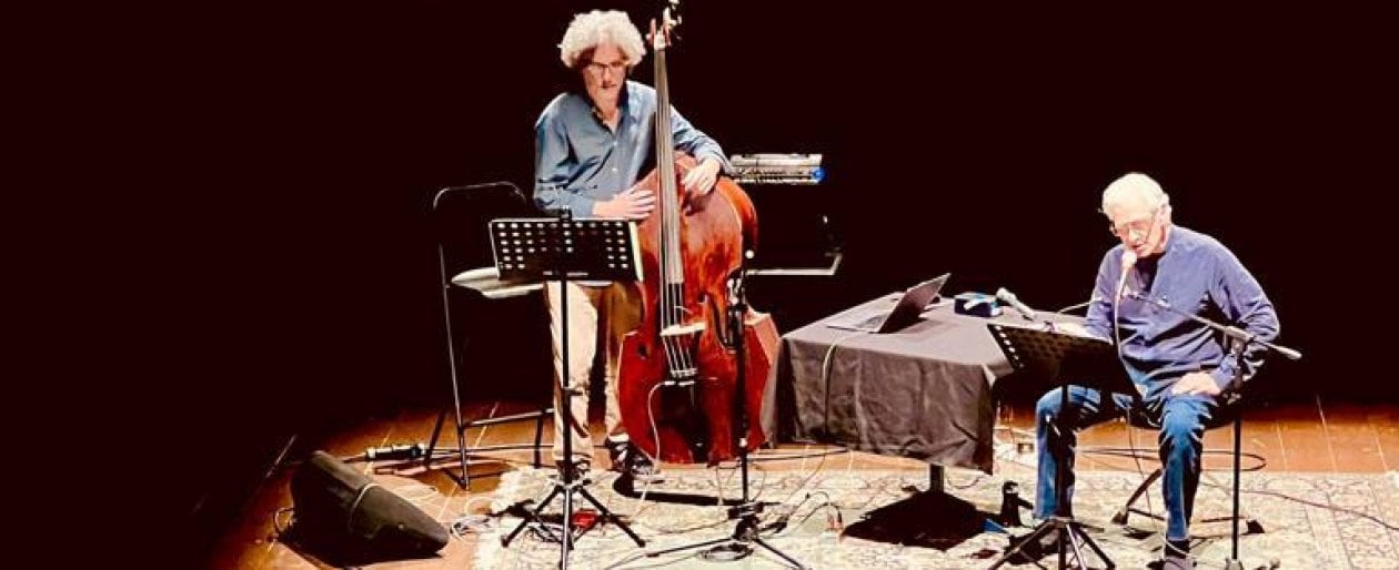 Fabrizio Bentivoglio in scena con Flaiano. "Era il cronista di un mondo distratto"
