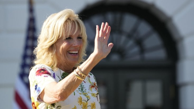 "Unici come i tacos", Jill Biden fa infuriare gli ispanici: costretta alle scuse