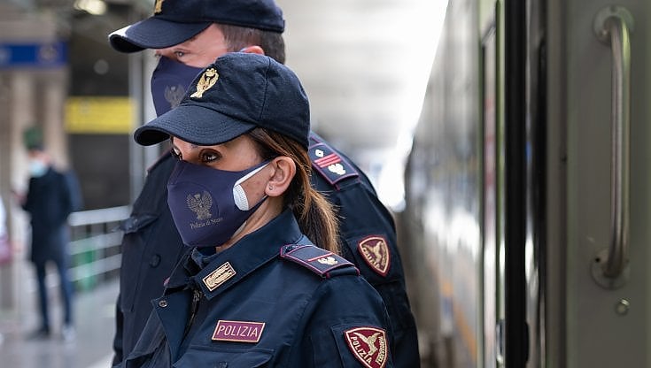 San Benedetto, minorenne denuncia stupro di gruppo: le indagini confermano la violenza